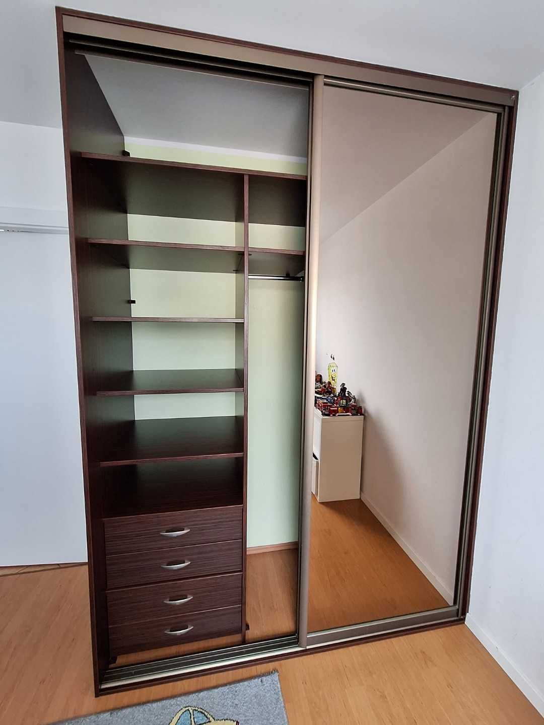 Szafa do zabudowy na wymiar