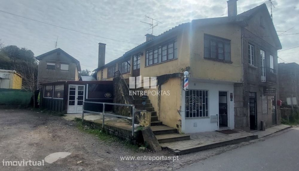 Venda de prédio c/ terreno, Arcozelo, Ponte de Lima