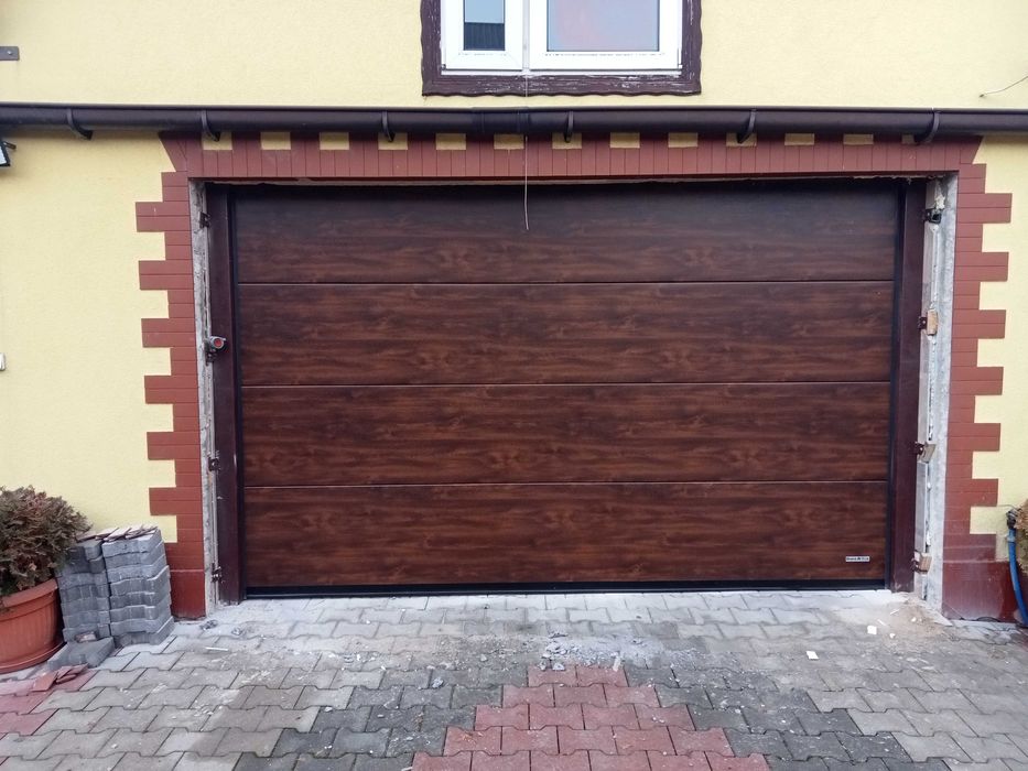 PRODUCENT brama segmentowa garażowa przemysłowa bramy garażowe ŁAŃCUT