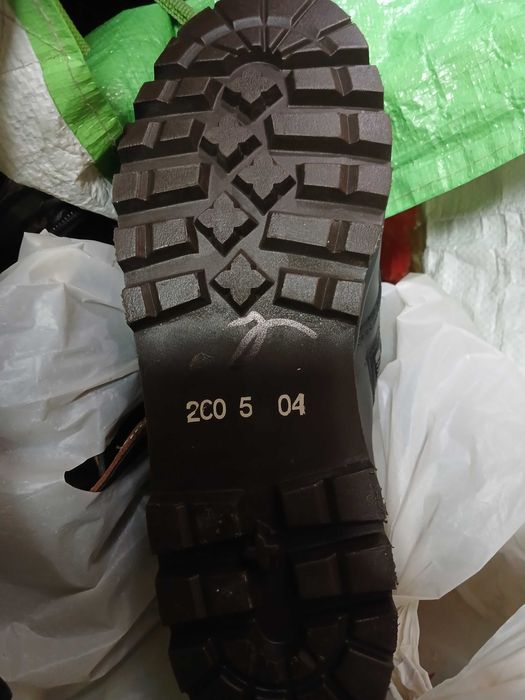 Військові берци MINERVA (Швейцарія), стан нових, 40 р., уст.260