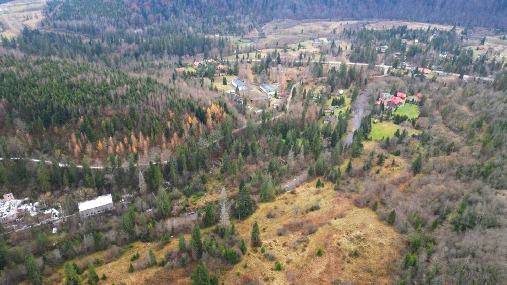 Продаж ділянки с. Гребенів біля річки