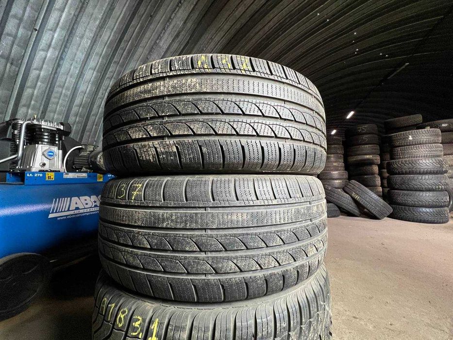 пара зимових шин б/у 235/55 R19 Rotalla ice plus s210.  (Л37-19)