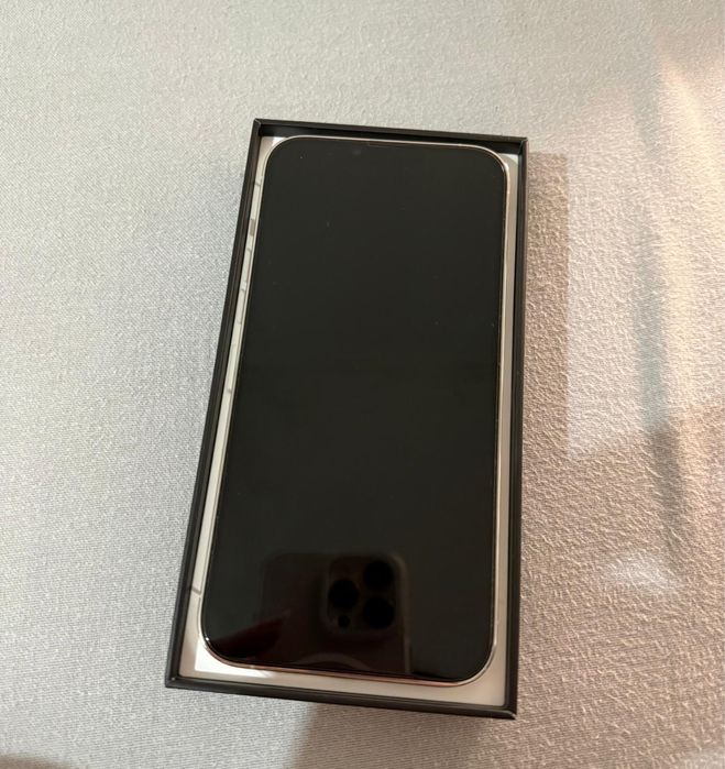 Iphone 13  pro max. Como novo.