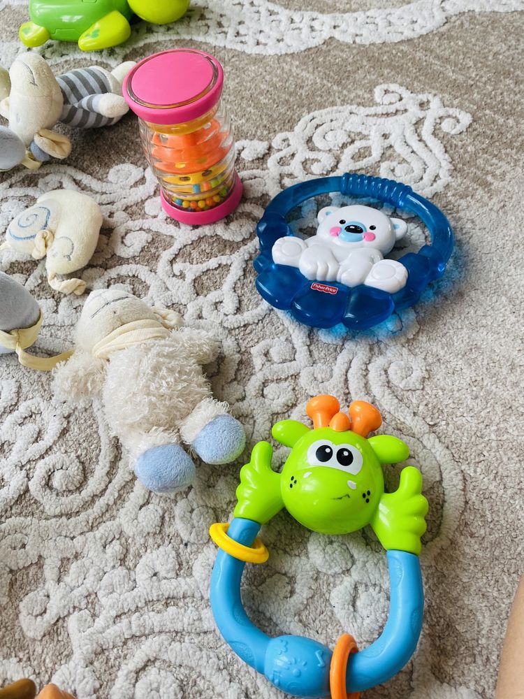 Набір іграшок для найменших