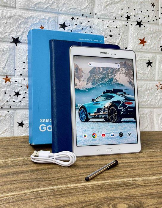 Планшет Samsung Гарний стан 10 дюймів