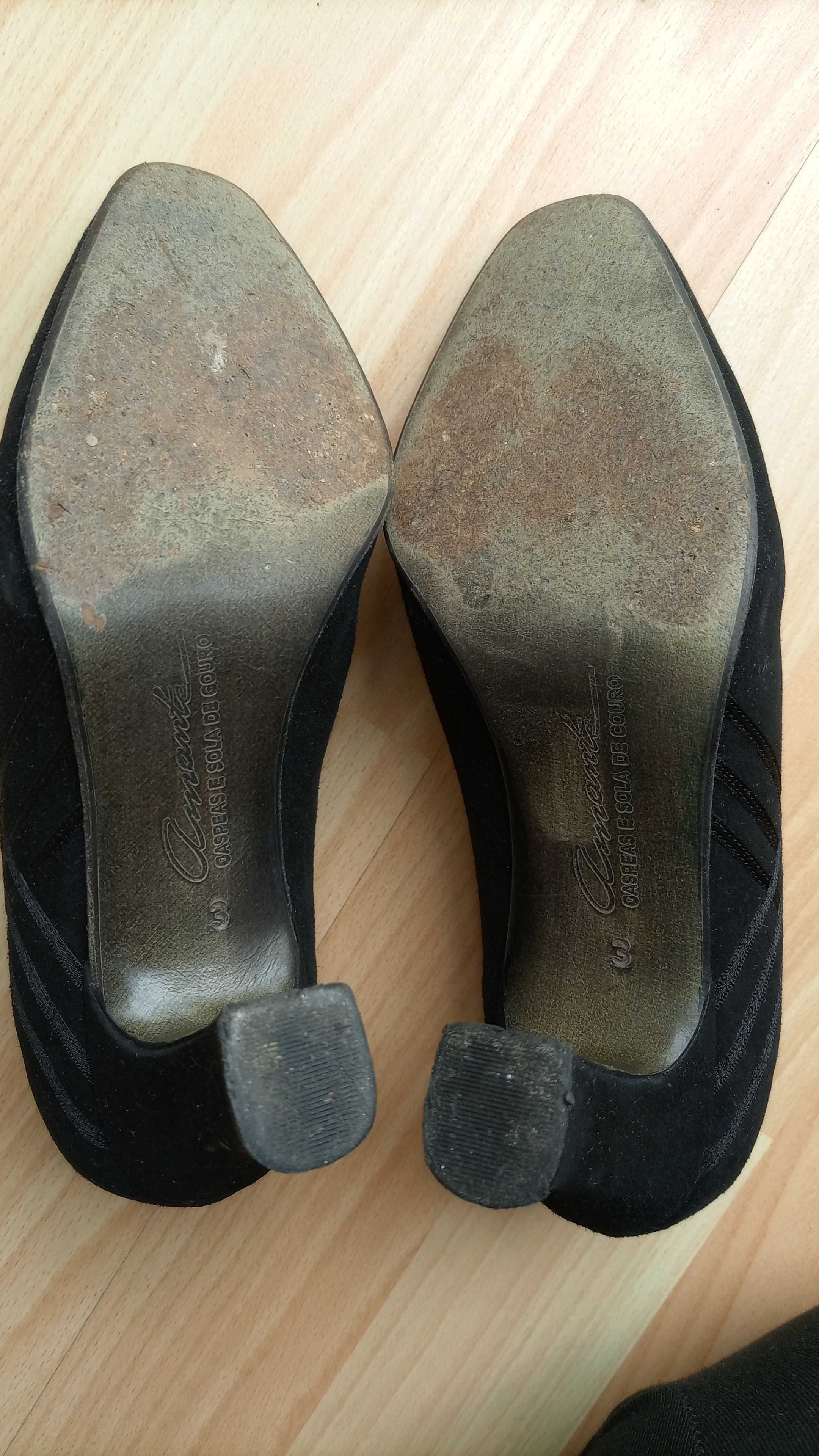 Sapatos pretos Camurça salto 7 cm Tamanho 36