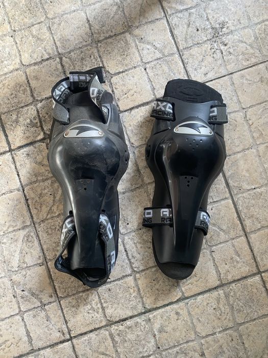 Cotoveleiras e caneleiras para downhill