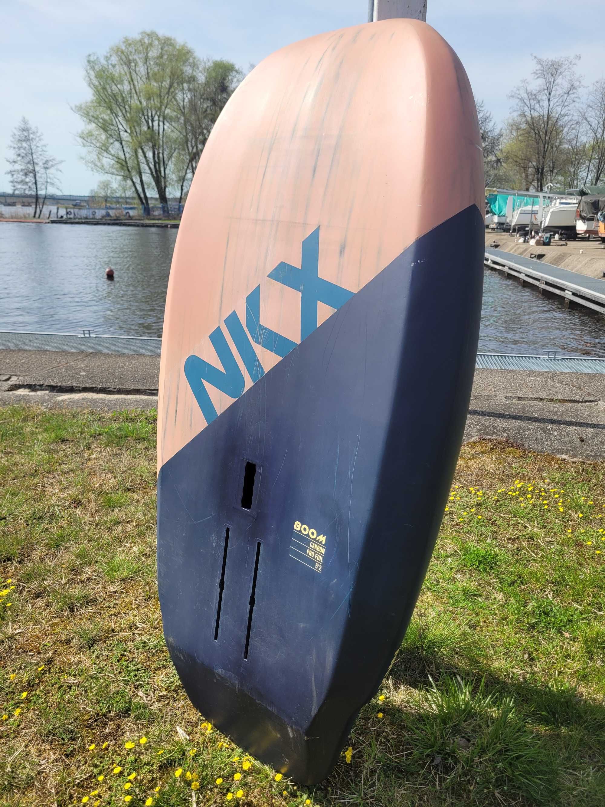 Deska wingfoil NKX 5'2 (120L) Carbon