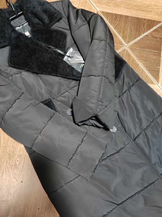 Стильне стьобане демісезонне пальто