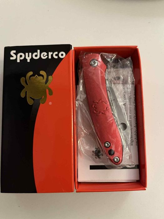 Nóż składany Spyderco Roadie Red C189PRD