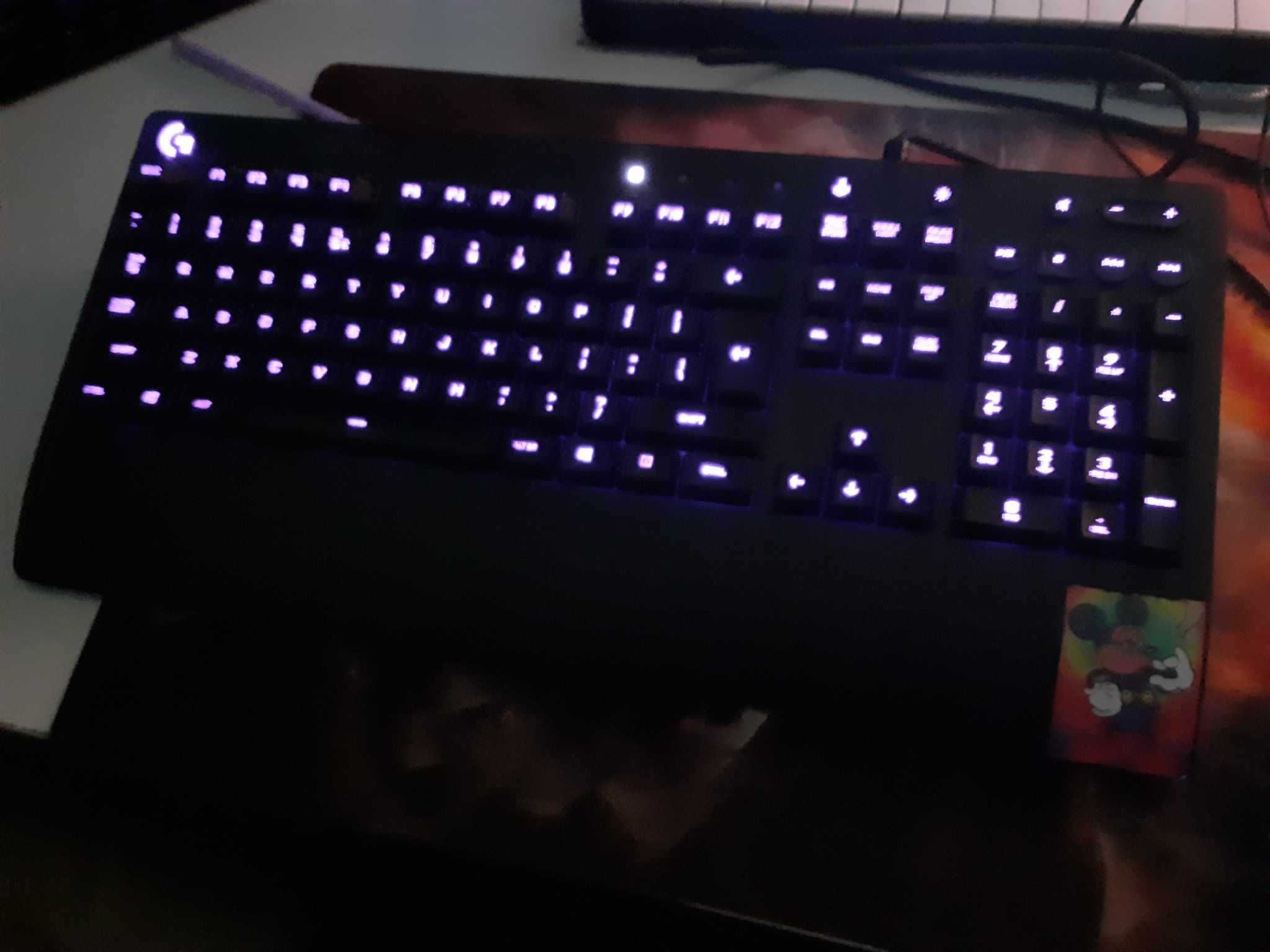 Teclado logitech G213 Prodigy