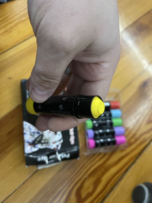 Олівці для розмальовки тварин