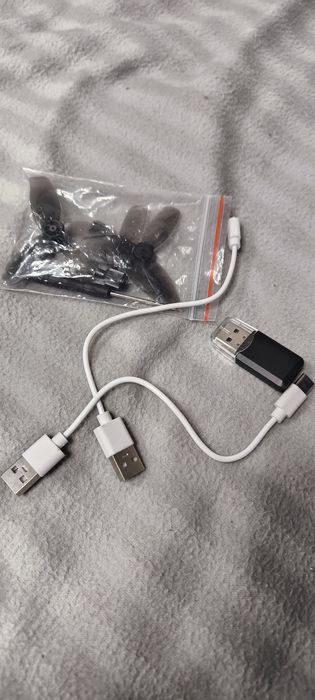 Sprzedam dron Xiaomi V666 mini