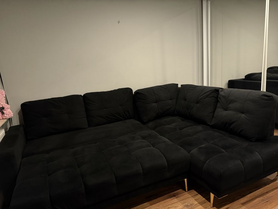 Narożnik z funkcją spania czarny/złote nożki