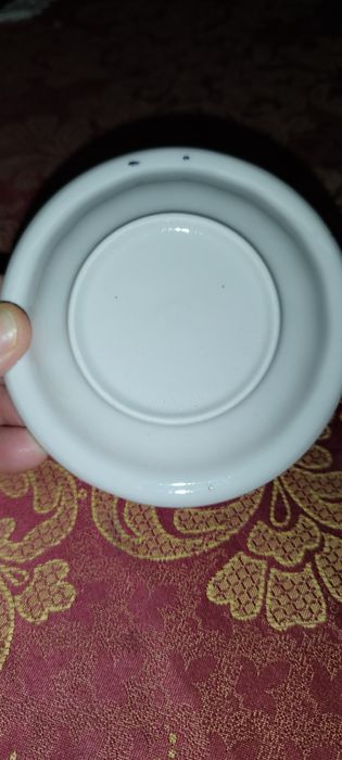 Mała porcelanowa popielniczka