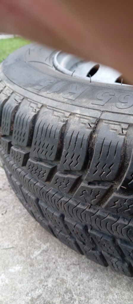 Koła zimowe komplet 4 szt. R15 195/65 4x100 60.1 renault