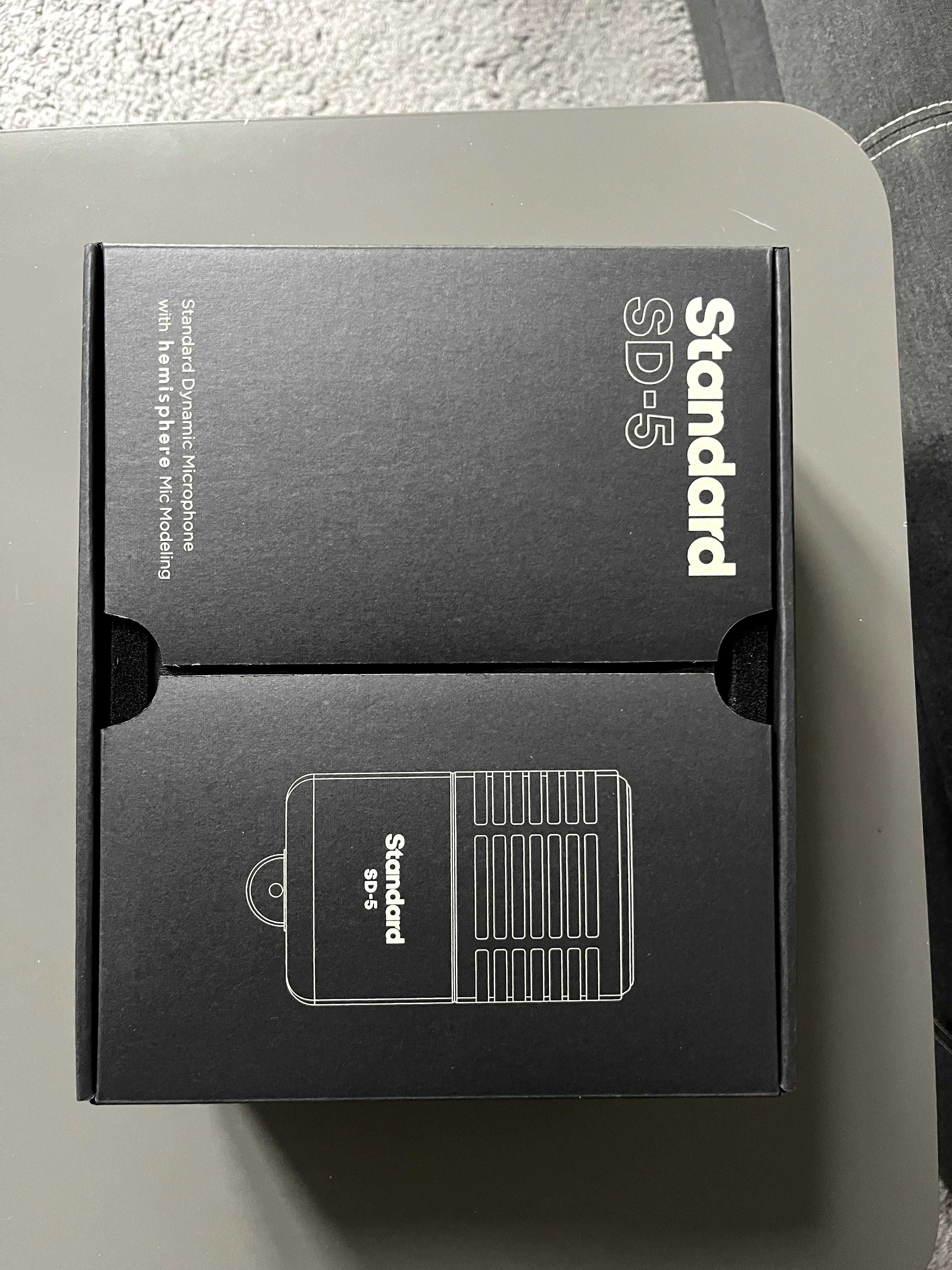 Universal Audio SD-5 - Mikrofon dynamiczny do stopy i basu.