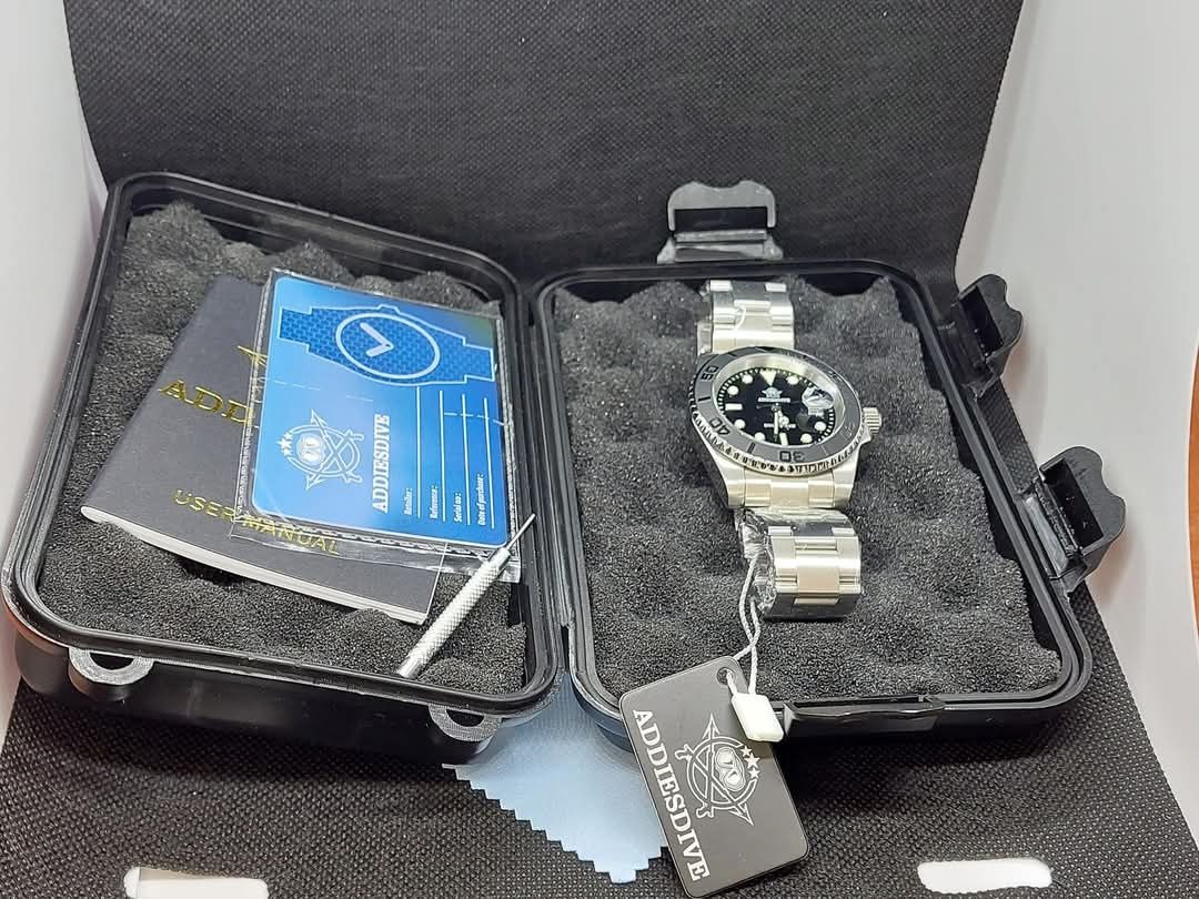Zegarek Addiesdive czarny 200m nurek, nowy!