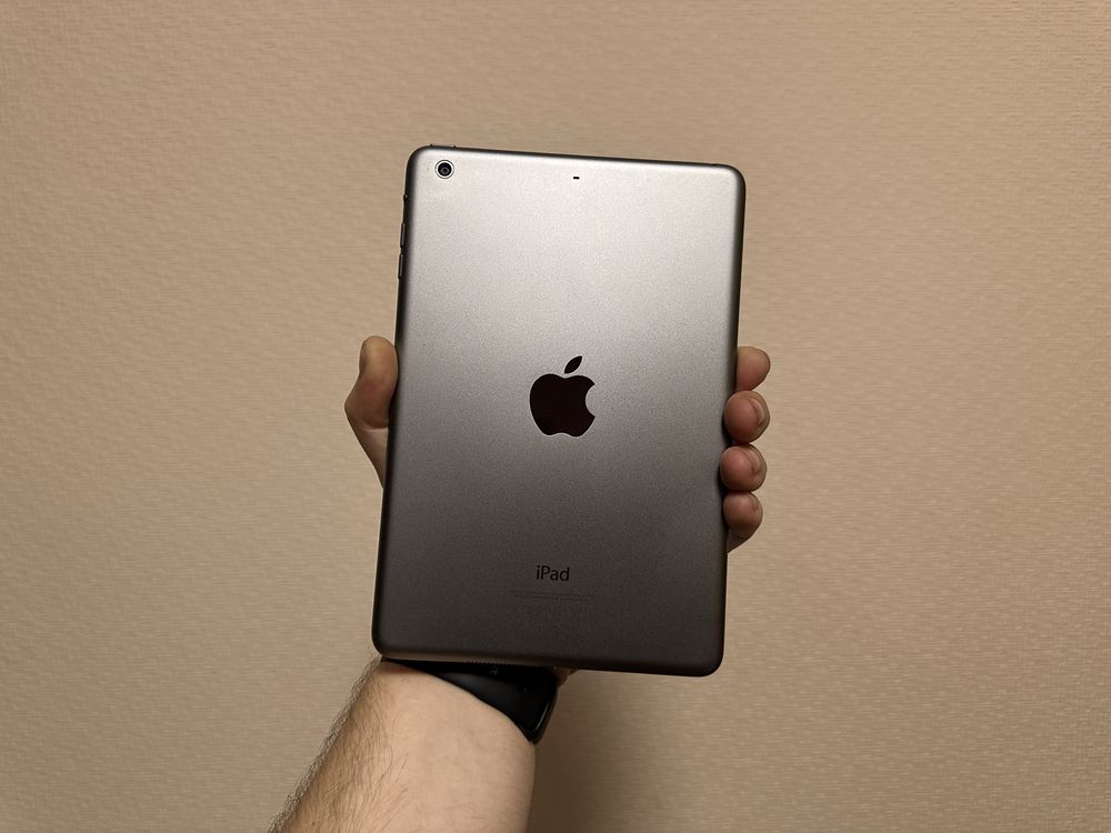 Планшет iPad для навчання, для роботи чи дитини