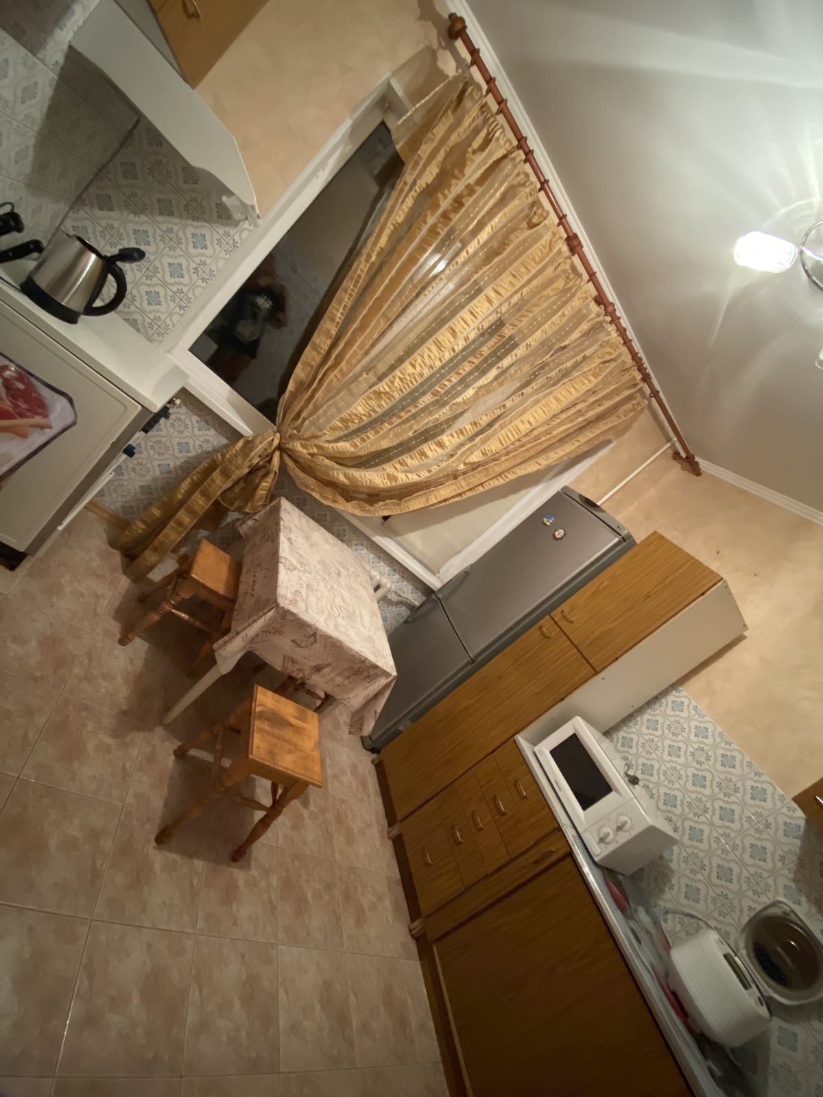 Продам 2-х комнатую квартиру бул. Перова