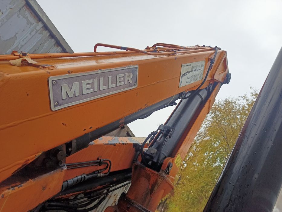 МАЗ кран маніпулятор.