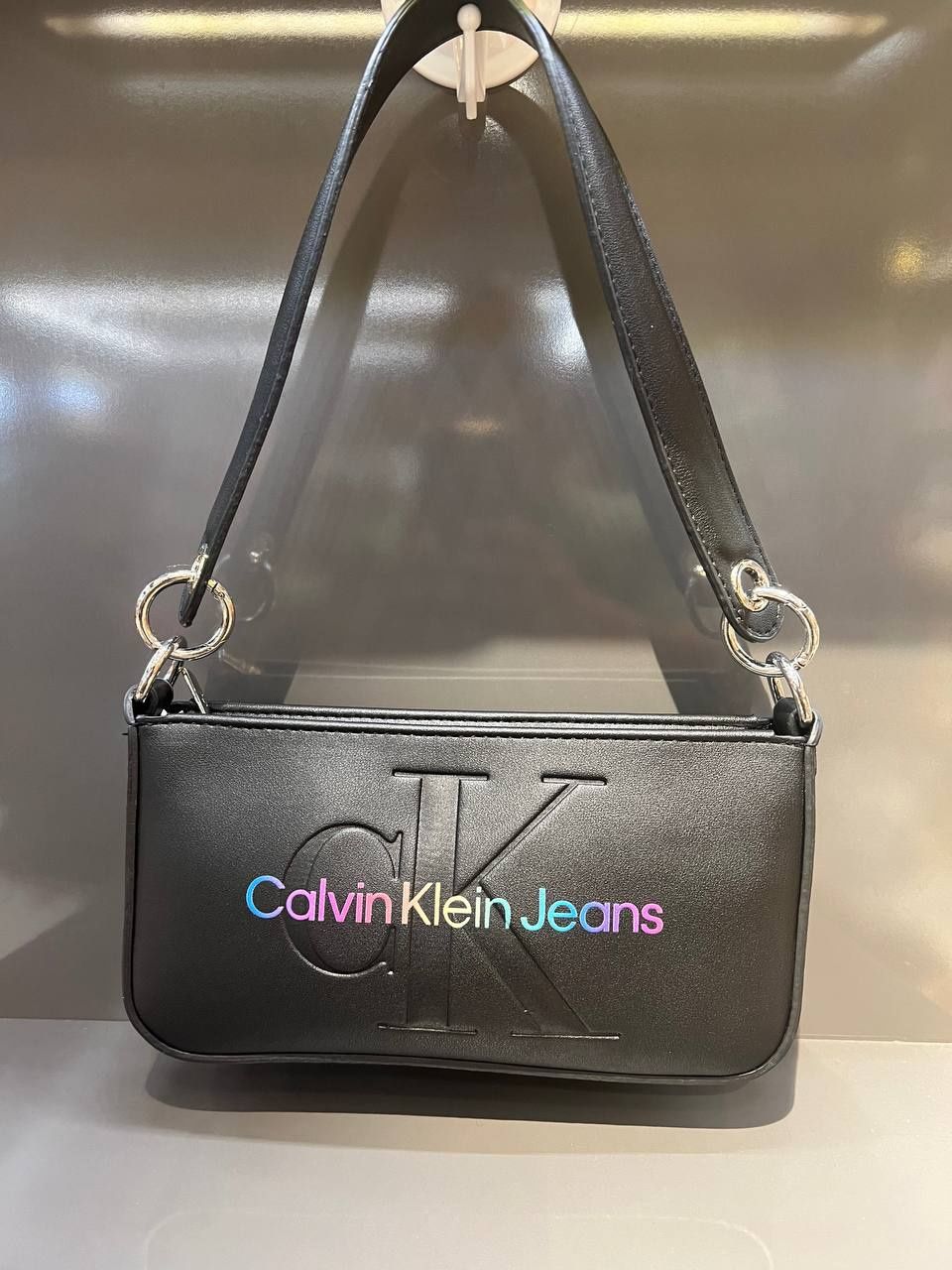 Wyprzedaż. Torebki CalvinKlein. Bags.