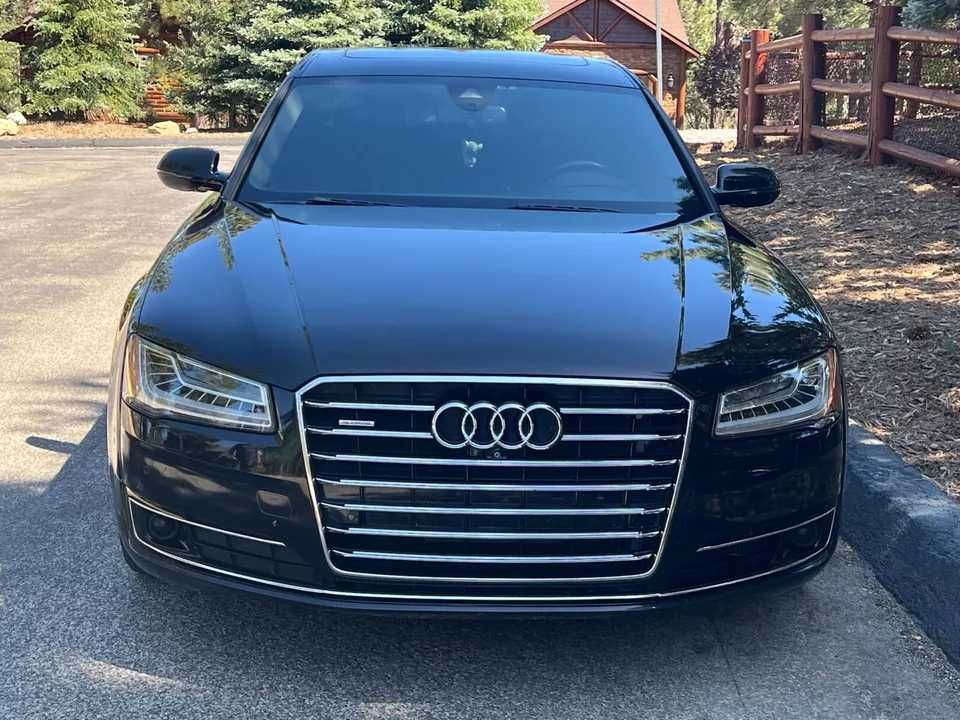 2016  Audi  A8 Prestige