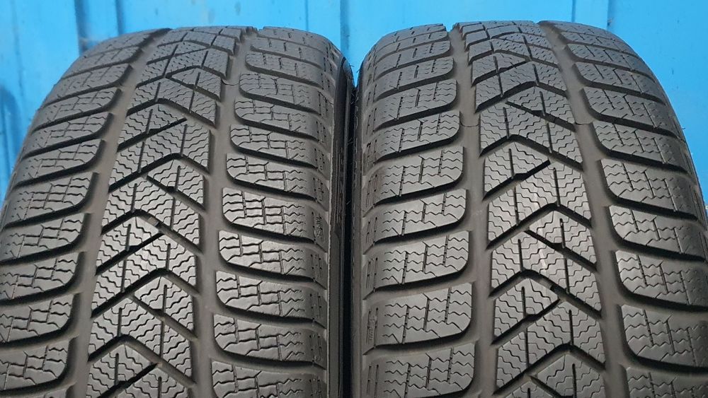 4 x 225/40 R18 Sprzedam opony zimowe Pirelli ! 8mm !