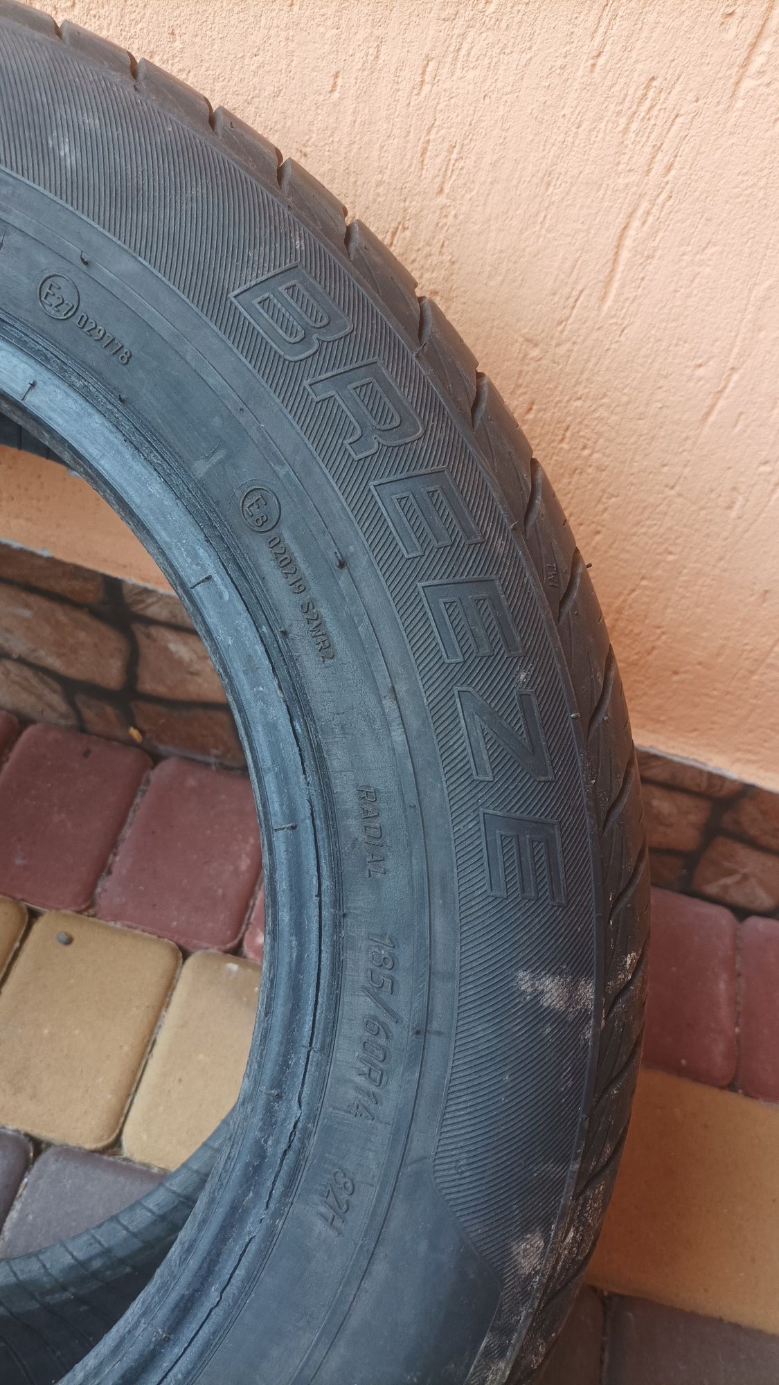 Шина бу KAMA BREEZE HK 132  185/60 R14 82H