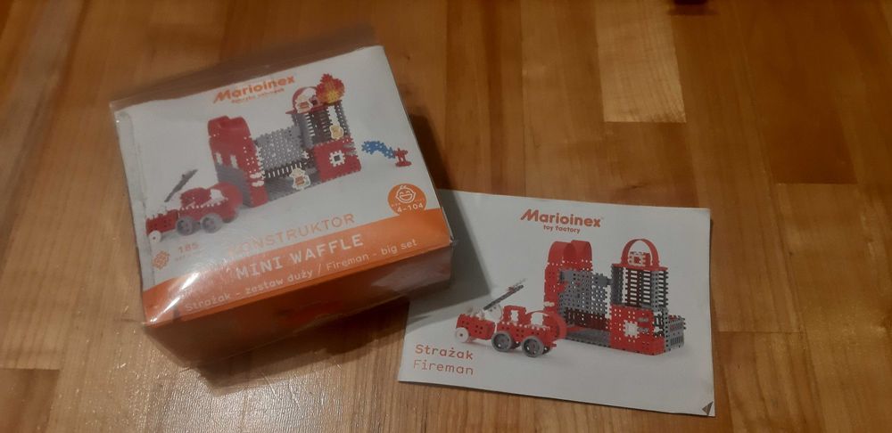 Sprzedam klocki wafle Marionex - strażak friman