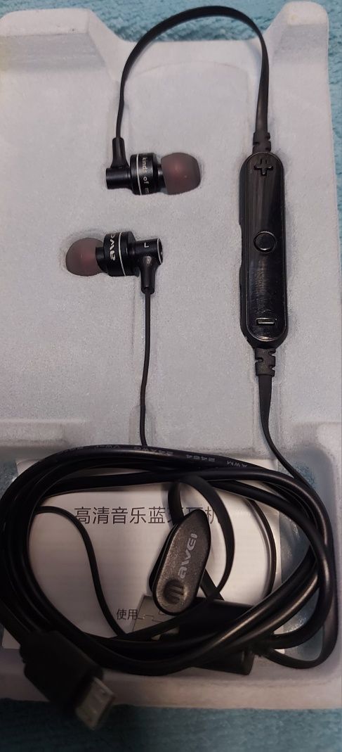 3 x słuchawki bluetooth 3 komplety w tej cenie
