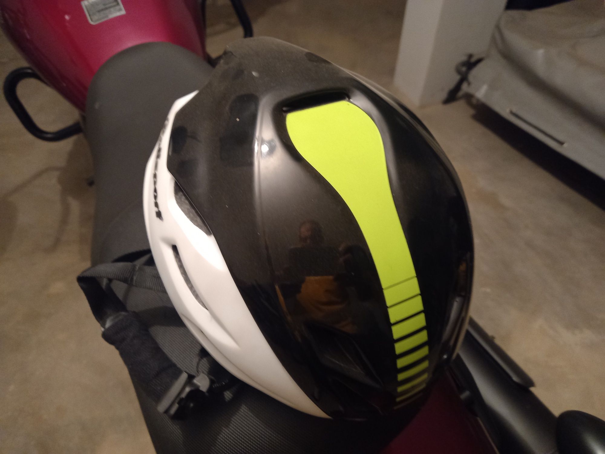 Capacete pollisport