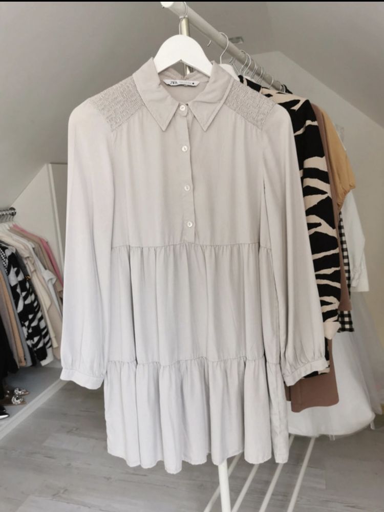 Szara sukienka elegancka Zara XS stójka haft