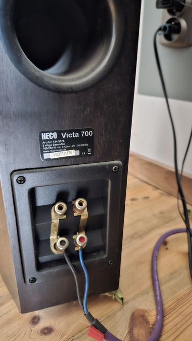 Kolumny Heco Victa 700