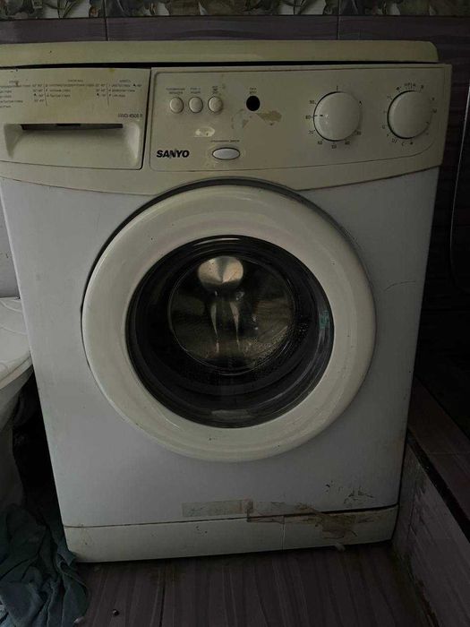 Продам стиральную машинку