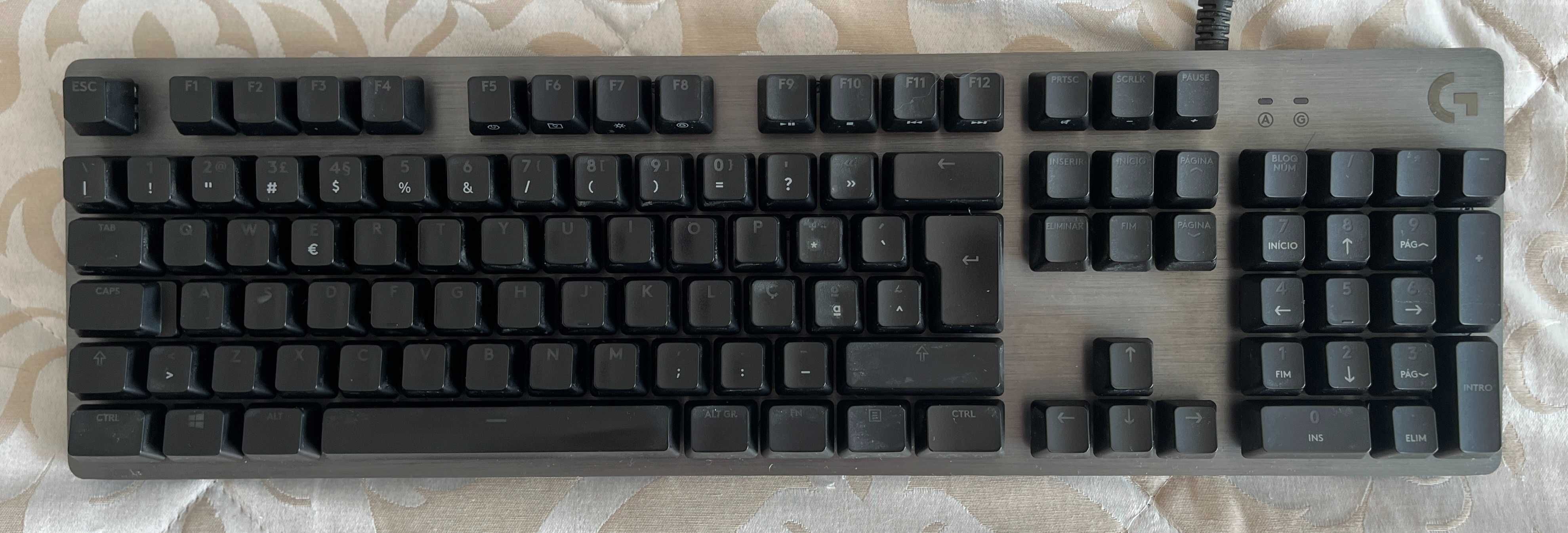 Teclado Logitech G512