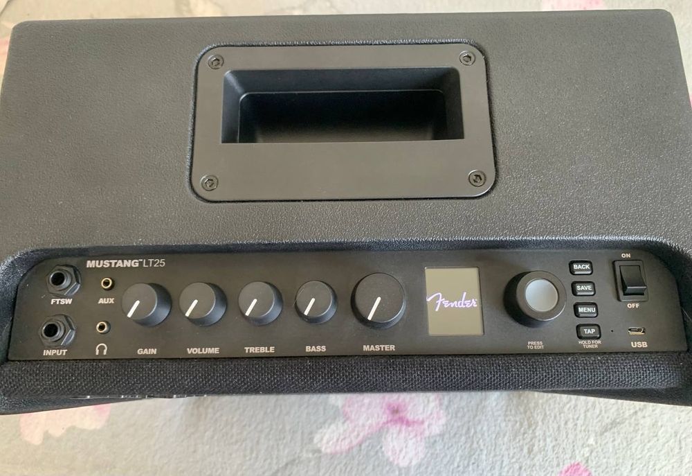Fender Mustang LT25  wzmacniacz gitarowy
