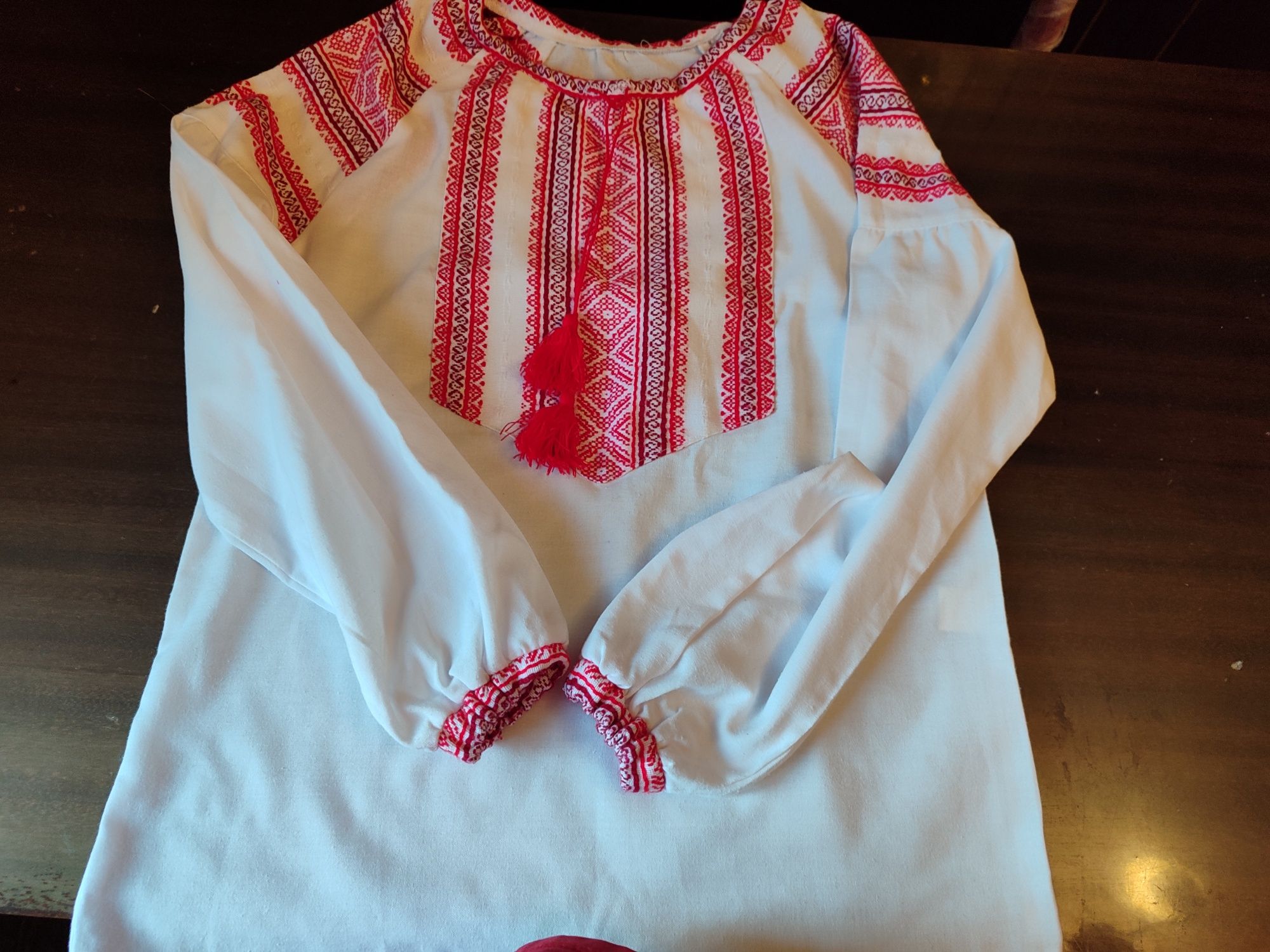 Продам вышиванки.