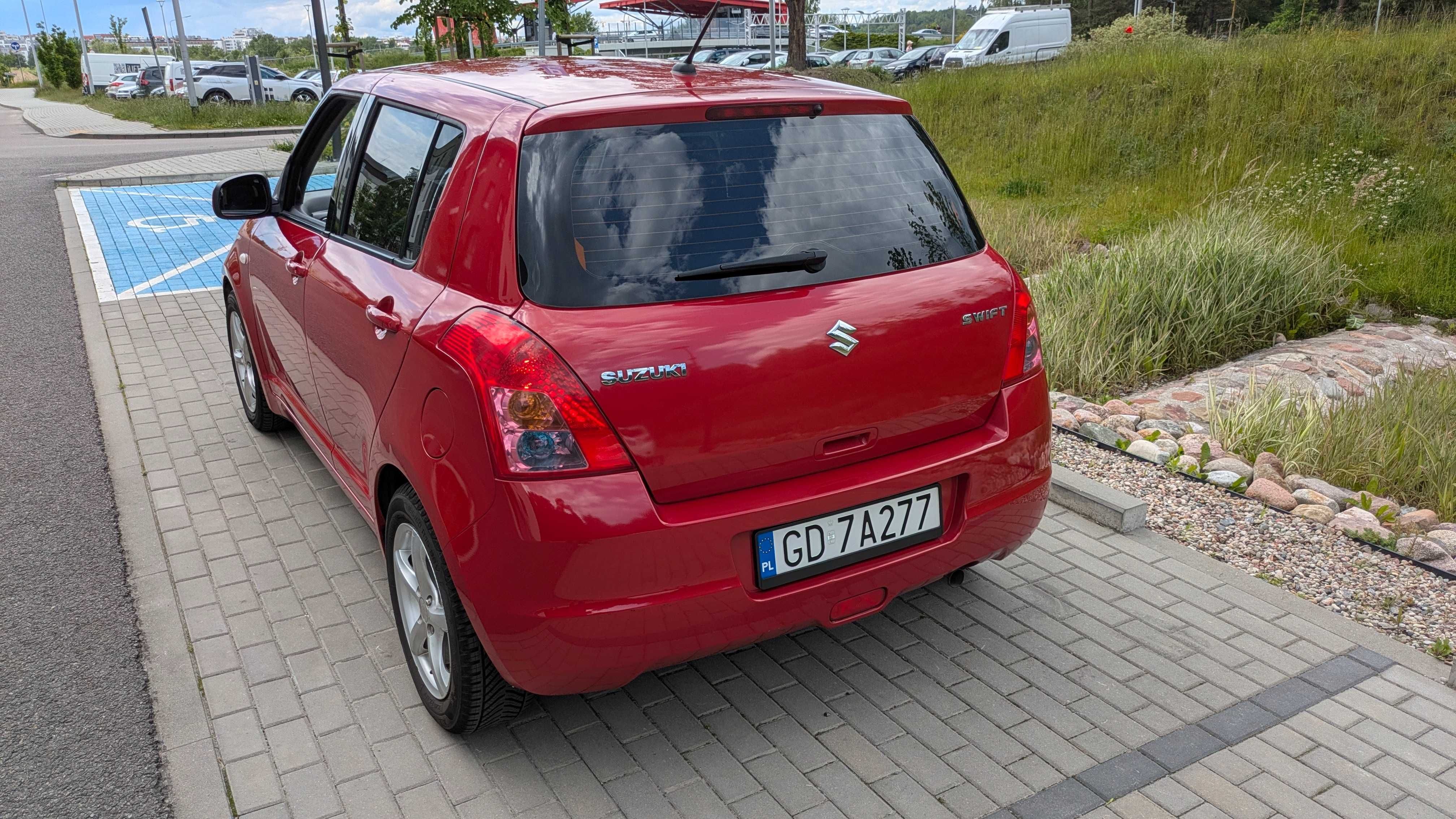 Suzuki Swift 1.5 102KM Automat