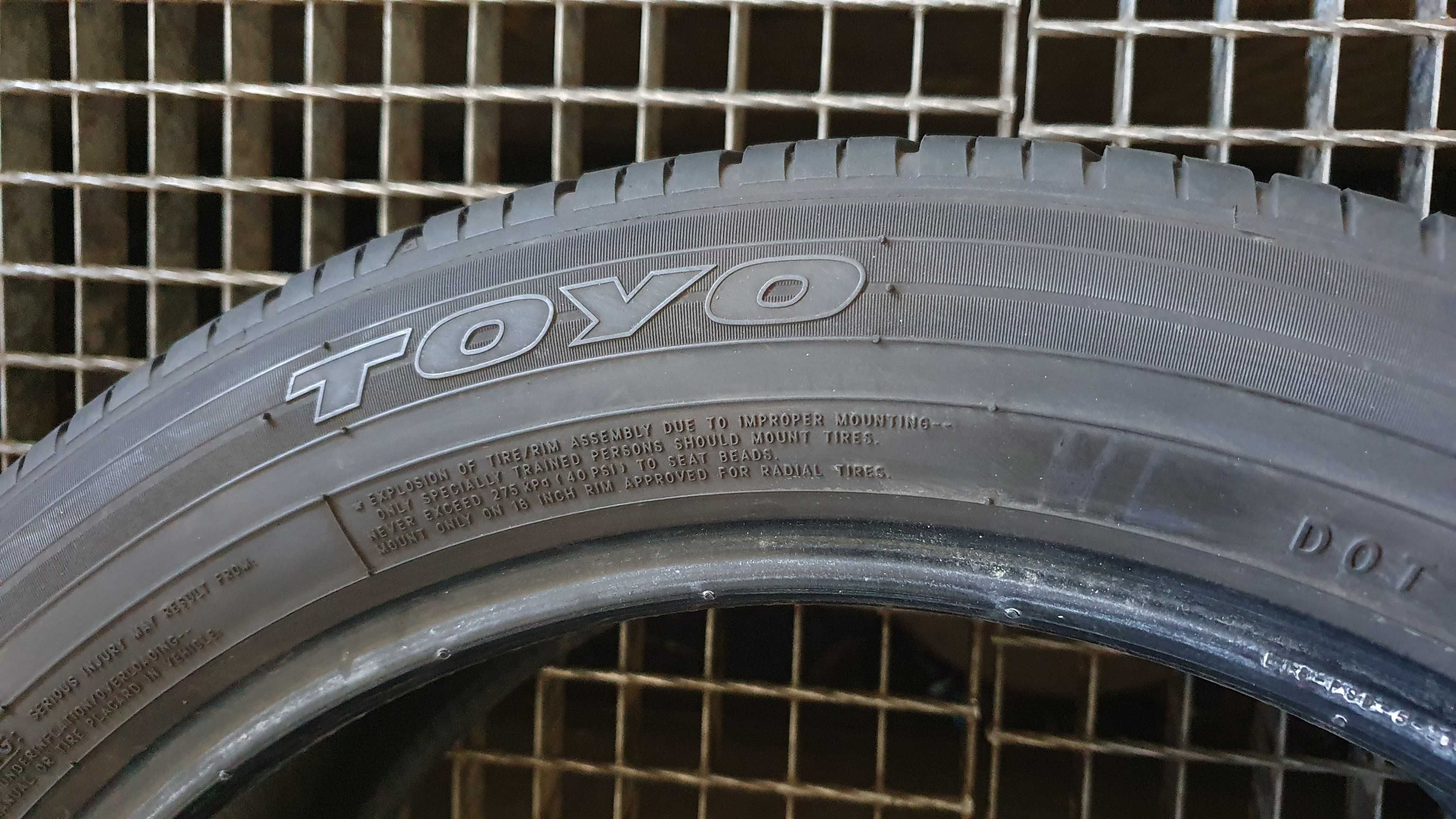 TOYO PROXES R-40  215/50R18 7mm.