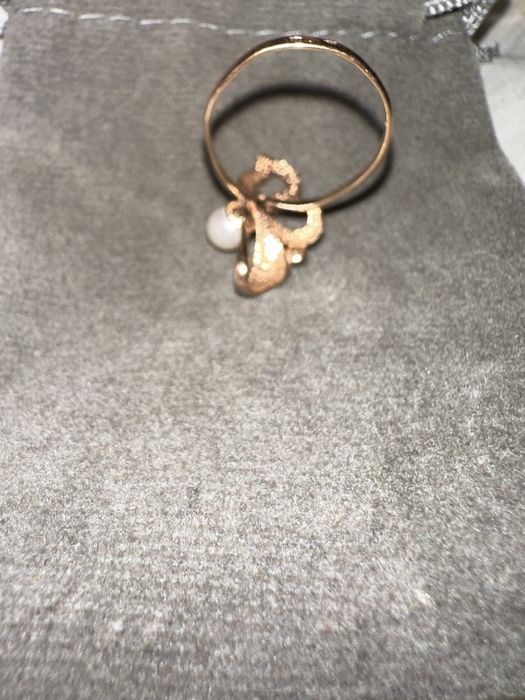 Каблучка з жемчугом розмір 17.5-18