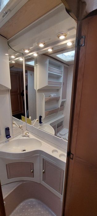 прицеп дача караван кемпінг будинок на колесах