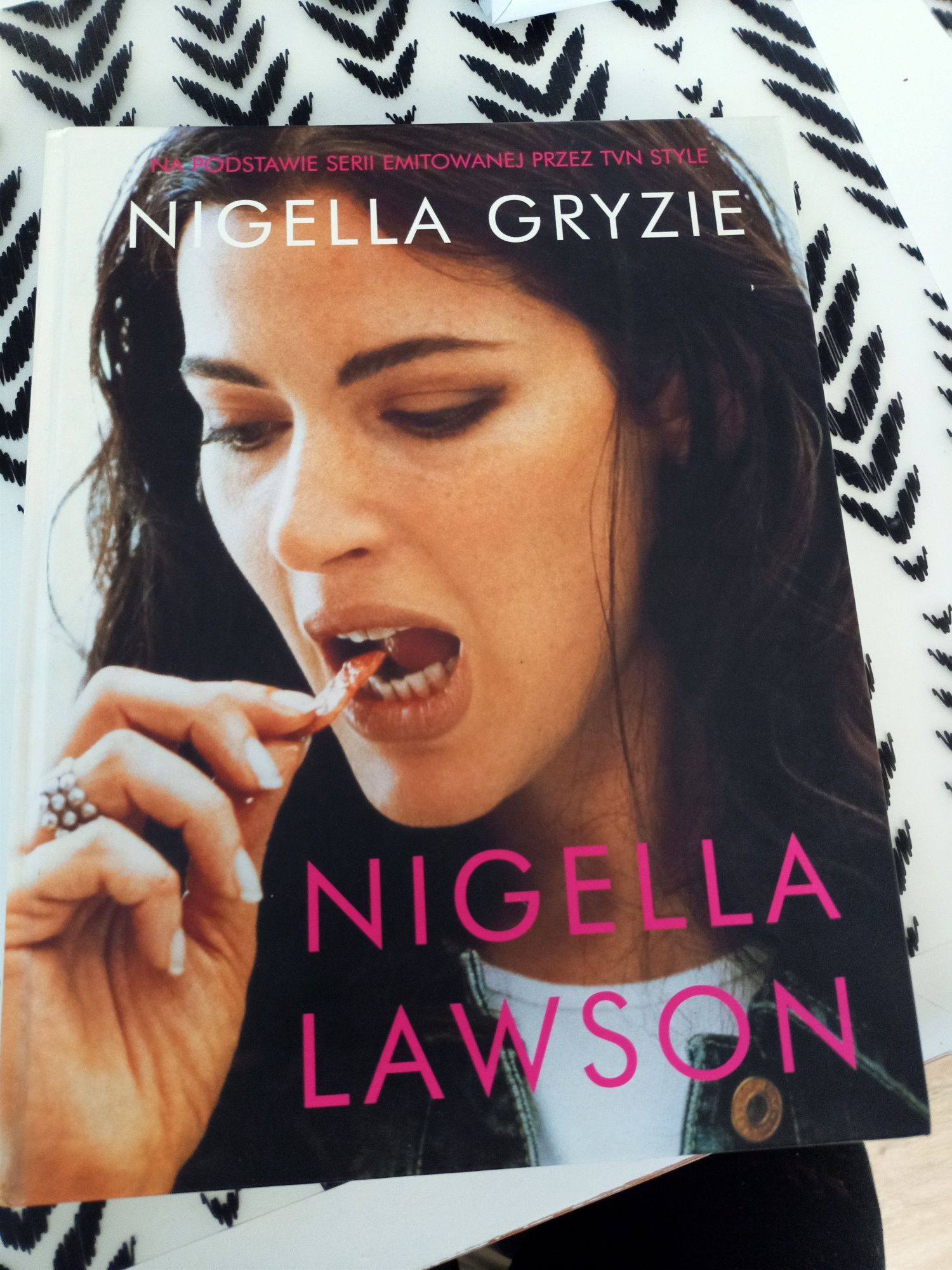 Nigella Gryzie książka kulinarna przepisy Nigella Lawson