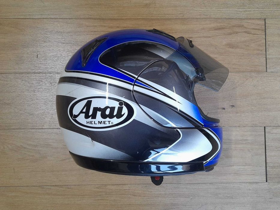CAPACETE ARAI ASTRO J