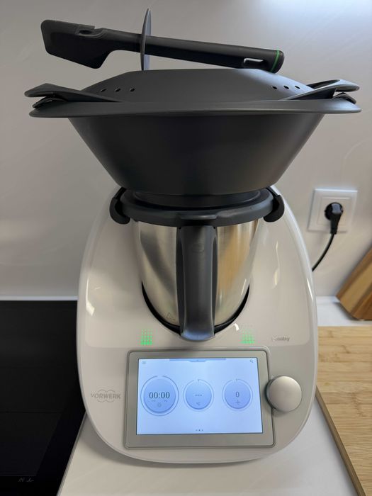 Bimby Vorwerk TM6 com acessórios em excelente estado