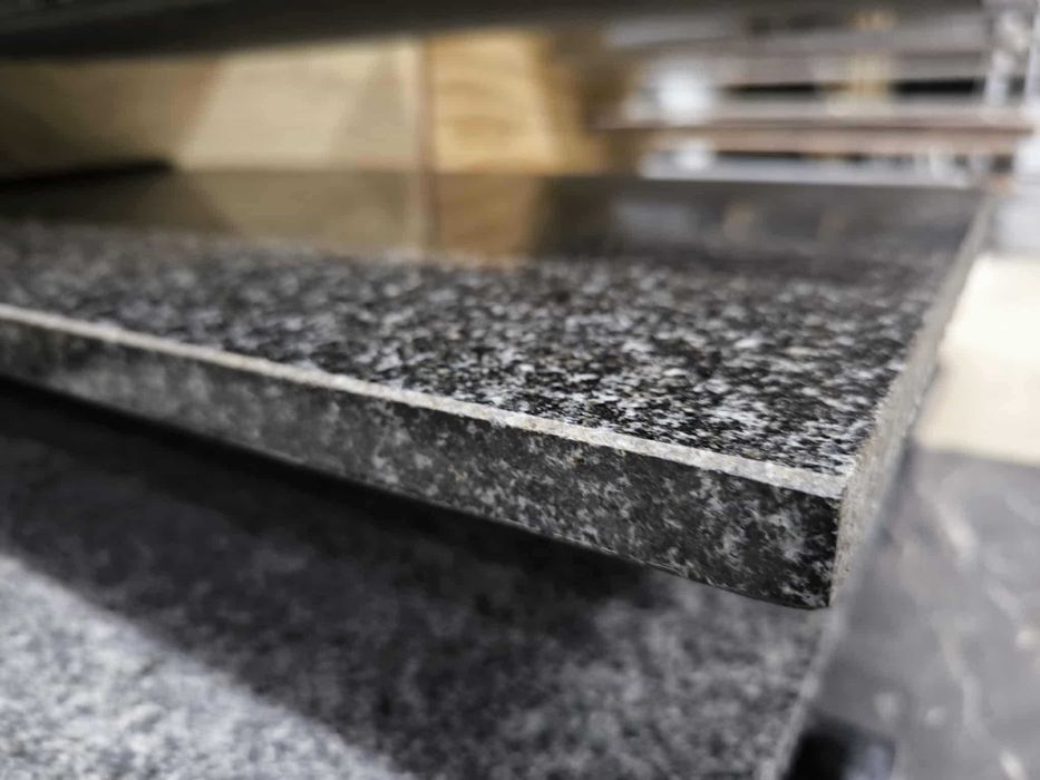 Granit G695 Black Andesit  Płytki Stopnie i Parapety