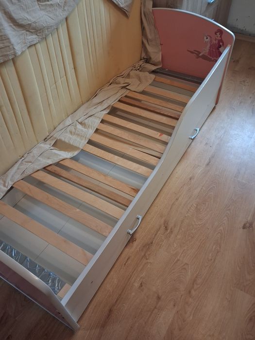 Sprzedam łóżko dziecięce