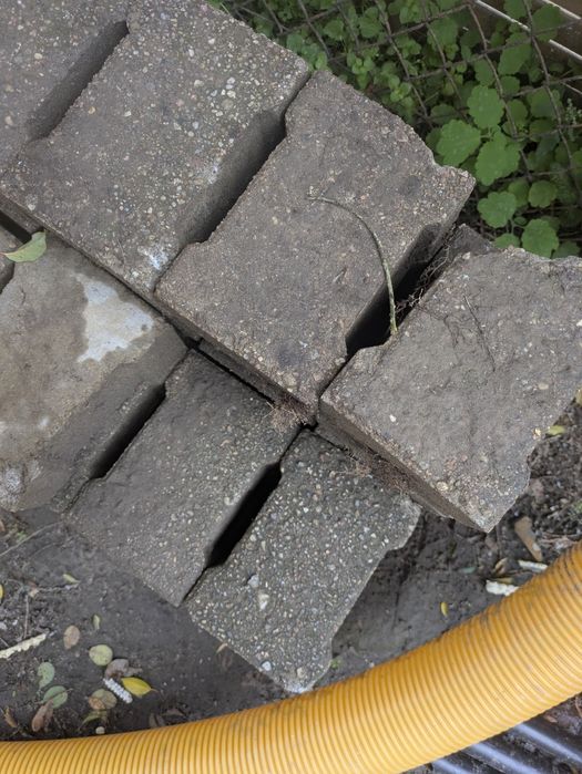 Polbruk kostka około 100 sztuk kamień