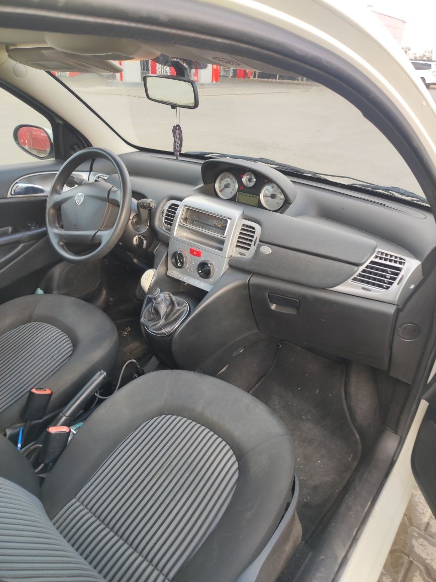 Lancia Ypsilon 1.2i 2008