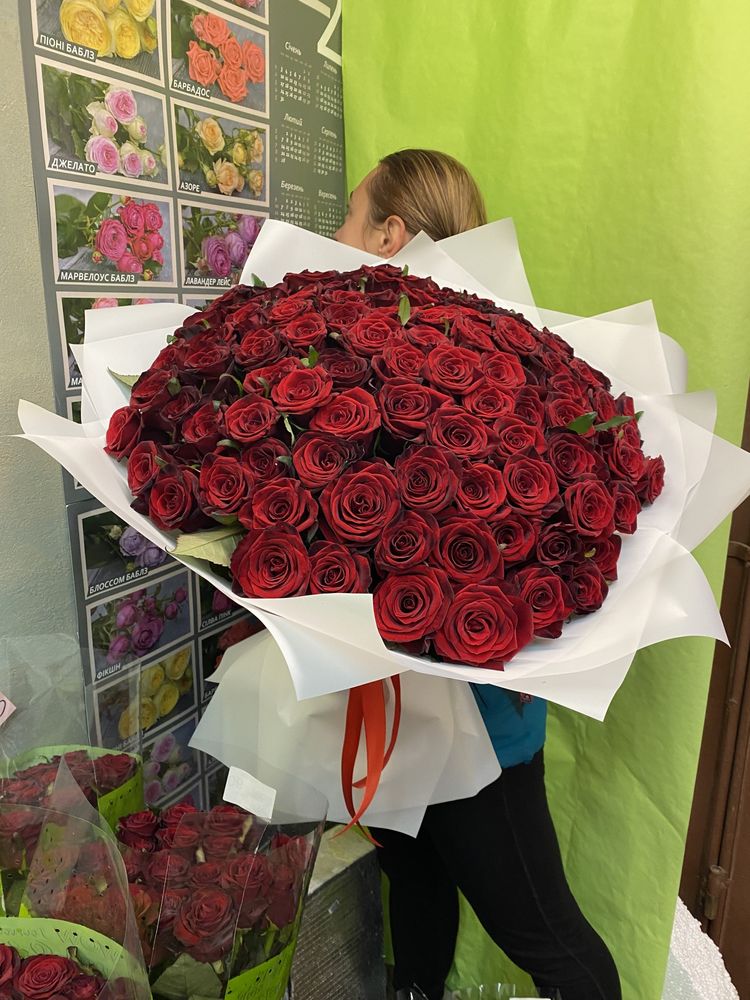 Букет троянд, букет 101 троянда, букет 51 роща, букет 101 роза